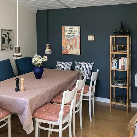 בית נופש 2 Bedroom Gorgeous In סבנדבורג